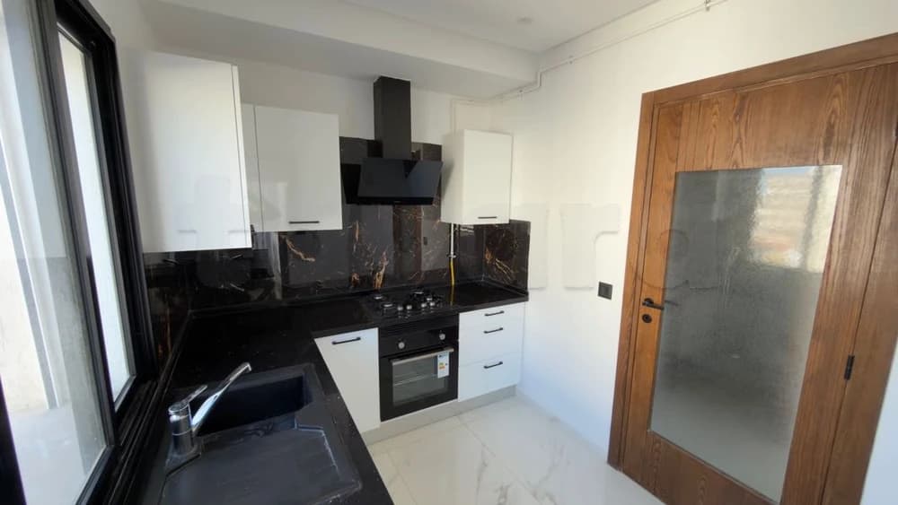 🏡 À VENDRE — S+1 jamais habit Laouina Cité El Wahat

