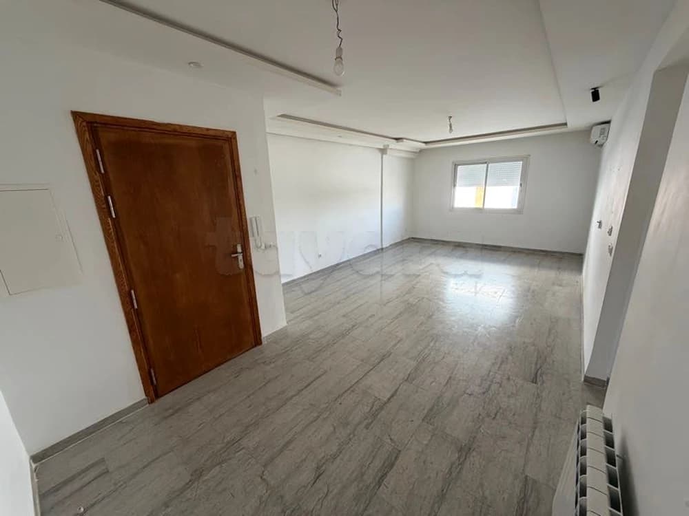 📍 RIADH EL ANDALOUS : APPARTEMENT S+3 A LOUER 