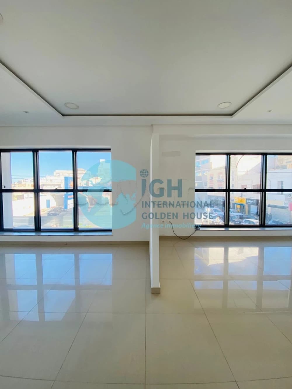 A Louer BUREAU A+2 AU TROCADERO