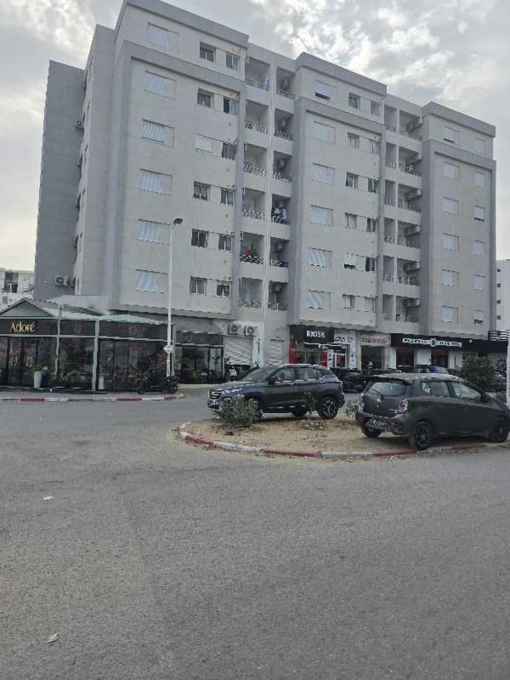 local commercial mourouj 6