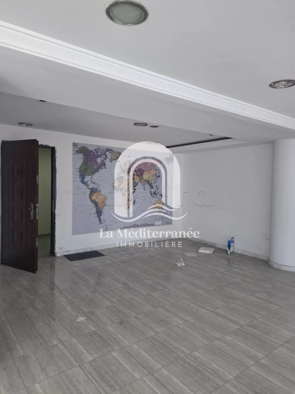 Bureau S+1 à Sidi Rezig 