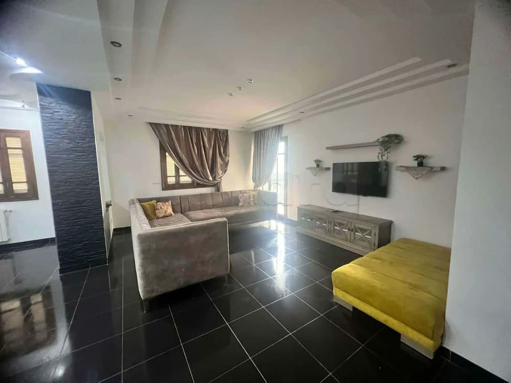 S+2 meublé à l'année