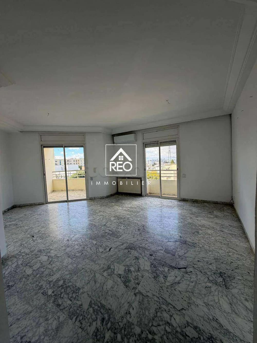 À LOUER : Un superbe appartement S+4, idéalement situé à La Marsa