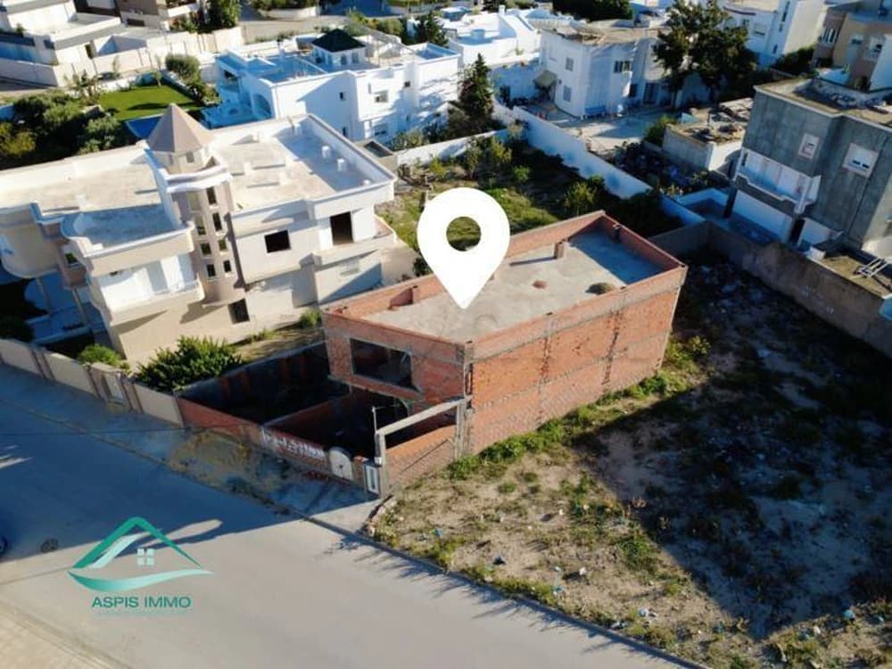 Maison inachevée à cité Riadh Kelibia 