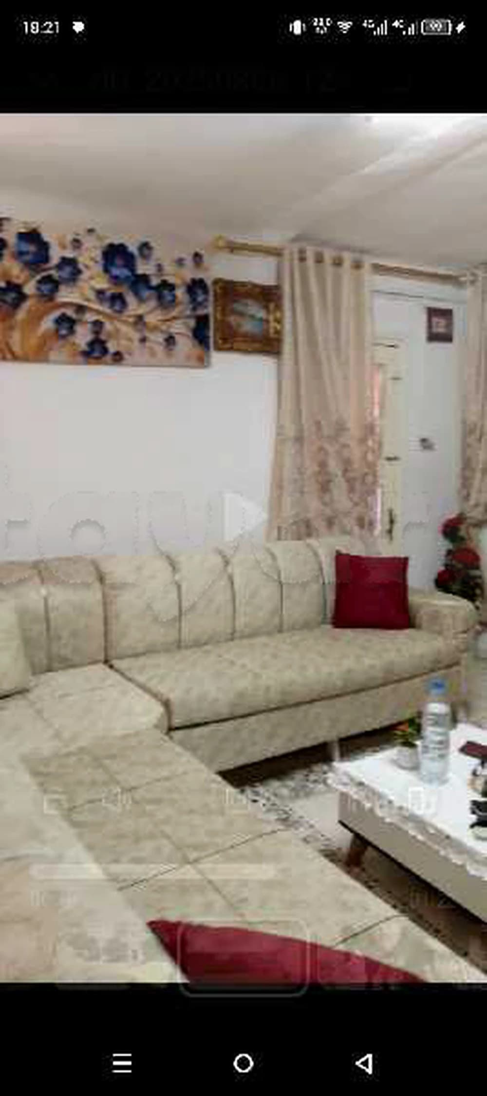 دار للبيع في بني خلاد