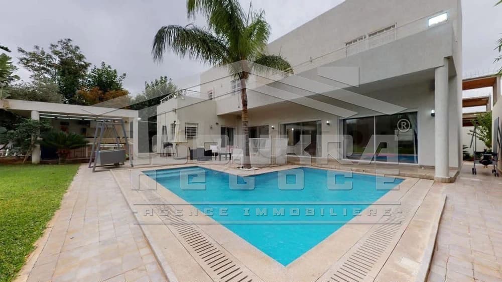  à vendre une belle villa à chotrana 2