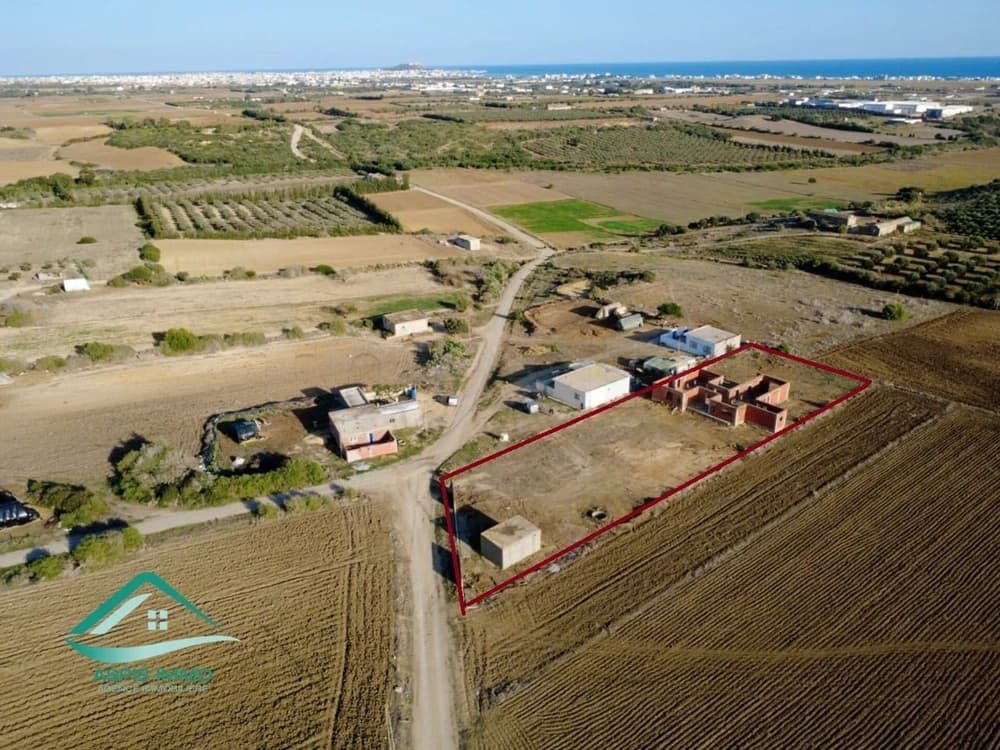 Maison inachevée à Harrouri Kelibia