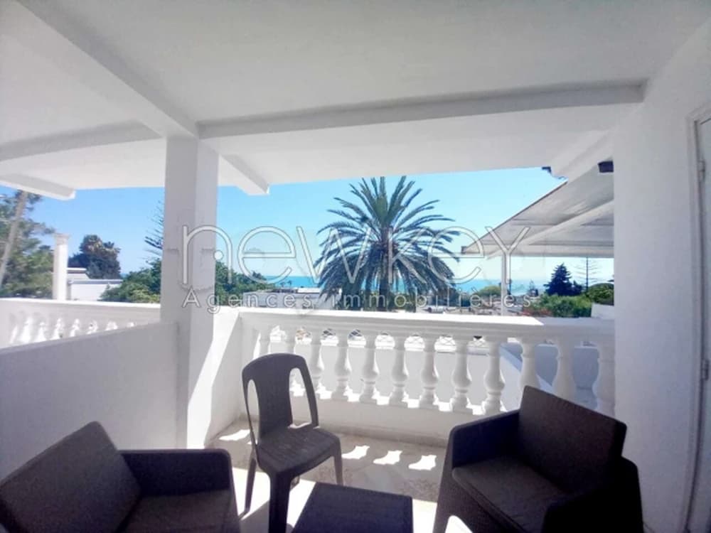 Coquet S+1 meublé la Marsa vue mer