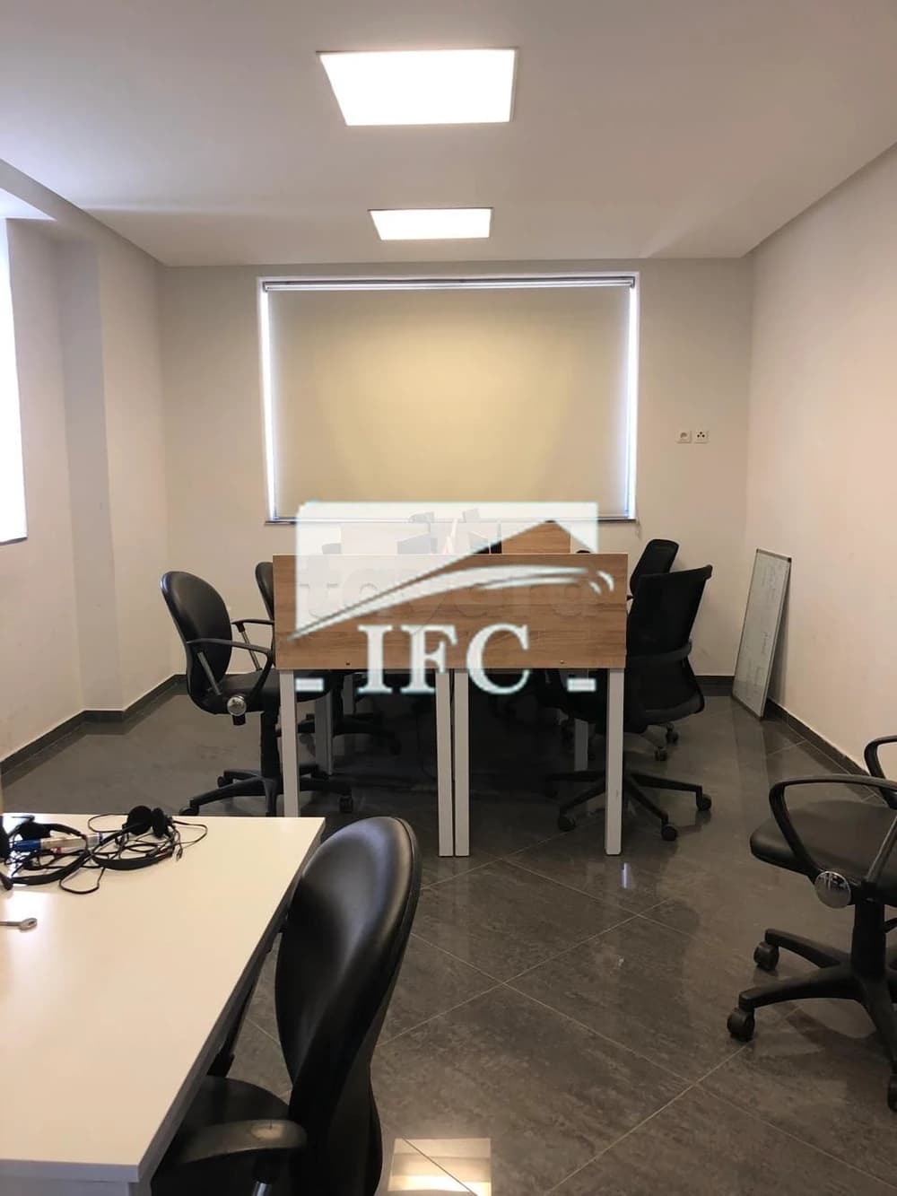 Bureau en 5 espaces-150m²-CUN-IFCU222