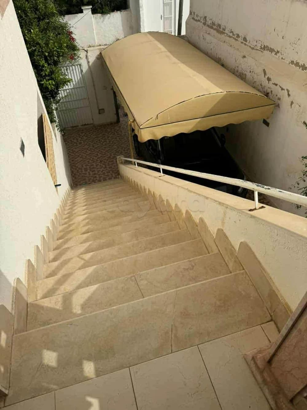 🏡À vendre : maison située à [borj louzir]📞20372325