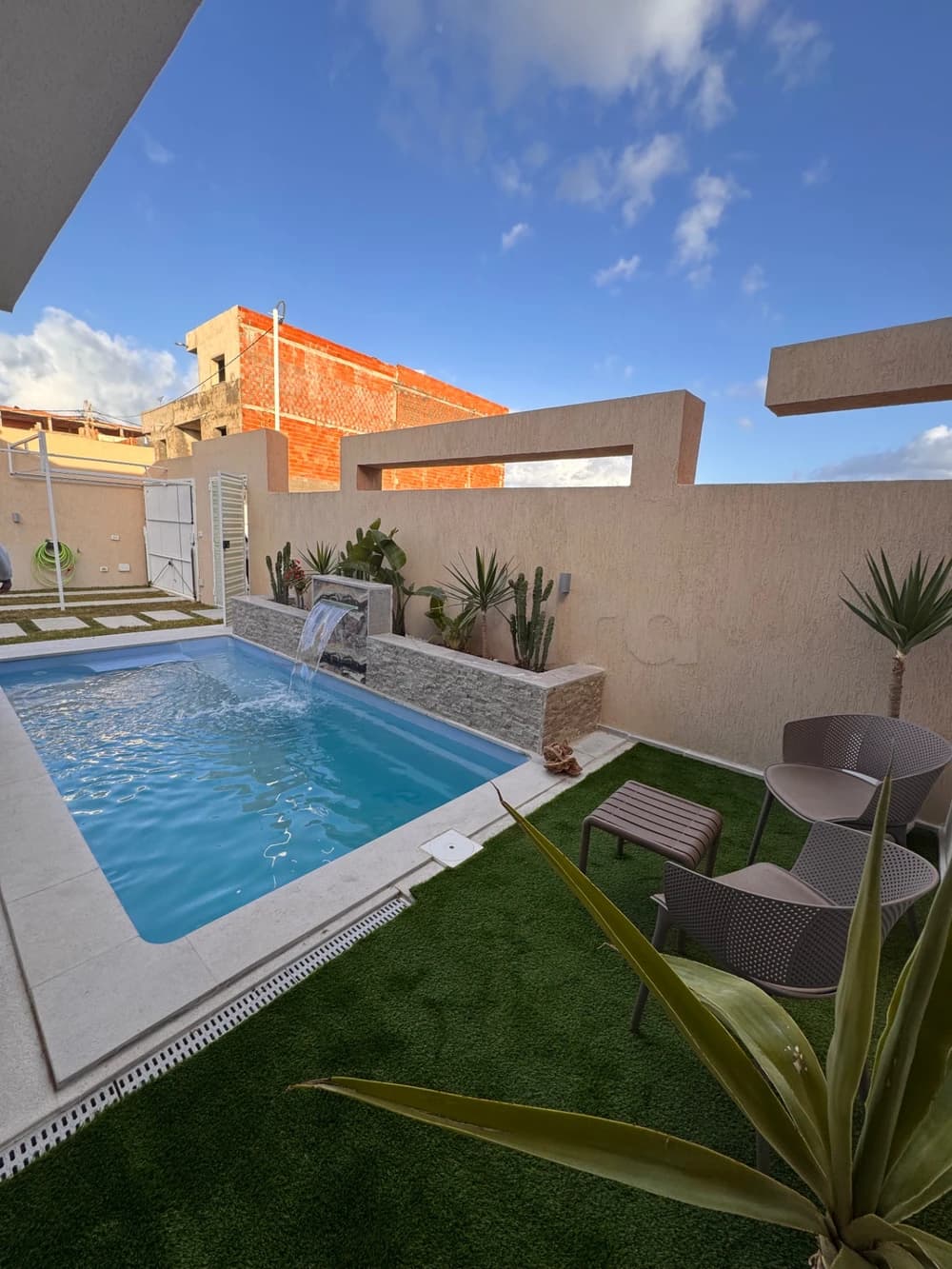 Villa avec piscine s+2 à kelibia