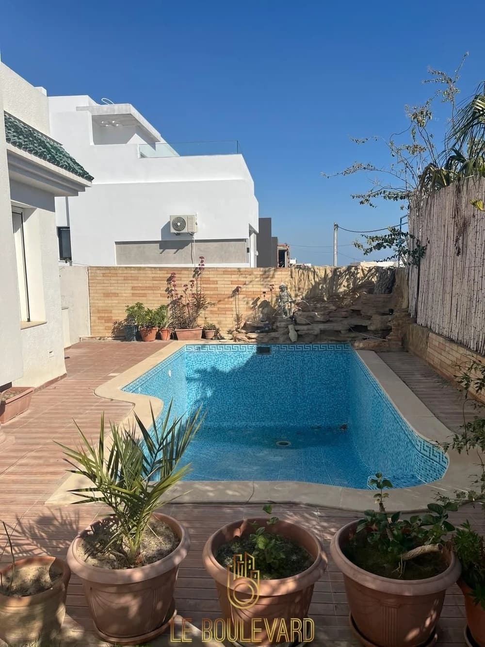 A vendre villa avec piscine à Hammamet