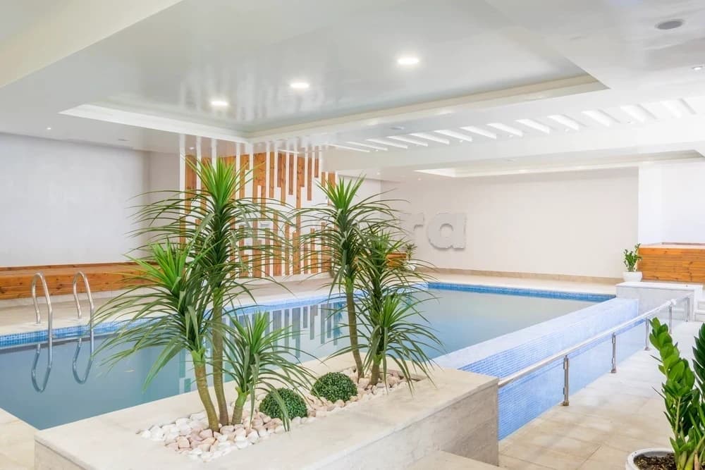 Appart S+3 haut standing avec piscine et salle de sport à Menzah 9c