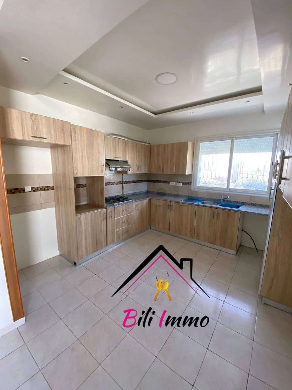 Un étage d'une villa s+3 à hammam sousse 