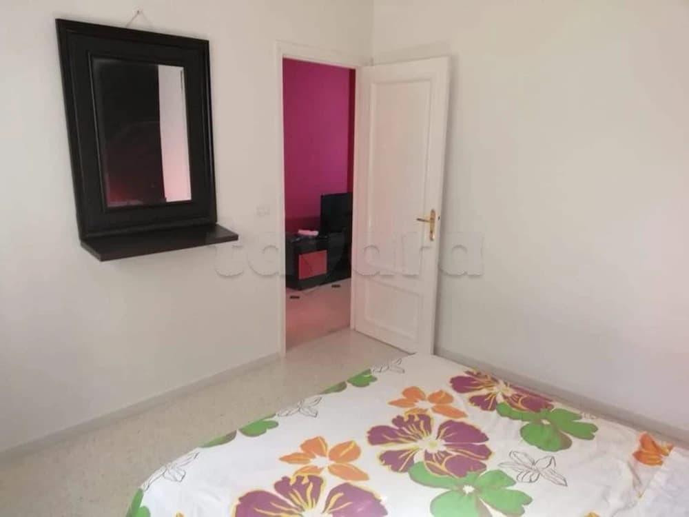 location appartement meublé par nuit à Tunis route la Marsa une chambre salon 