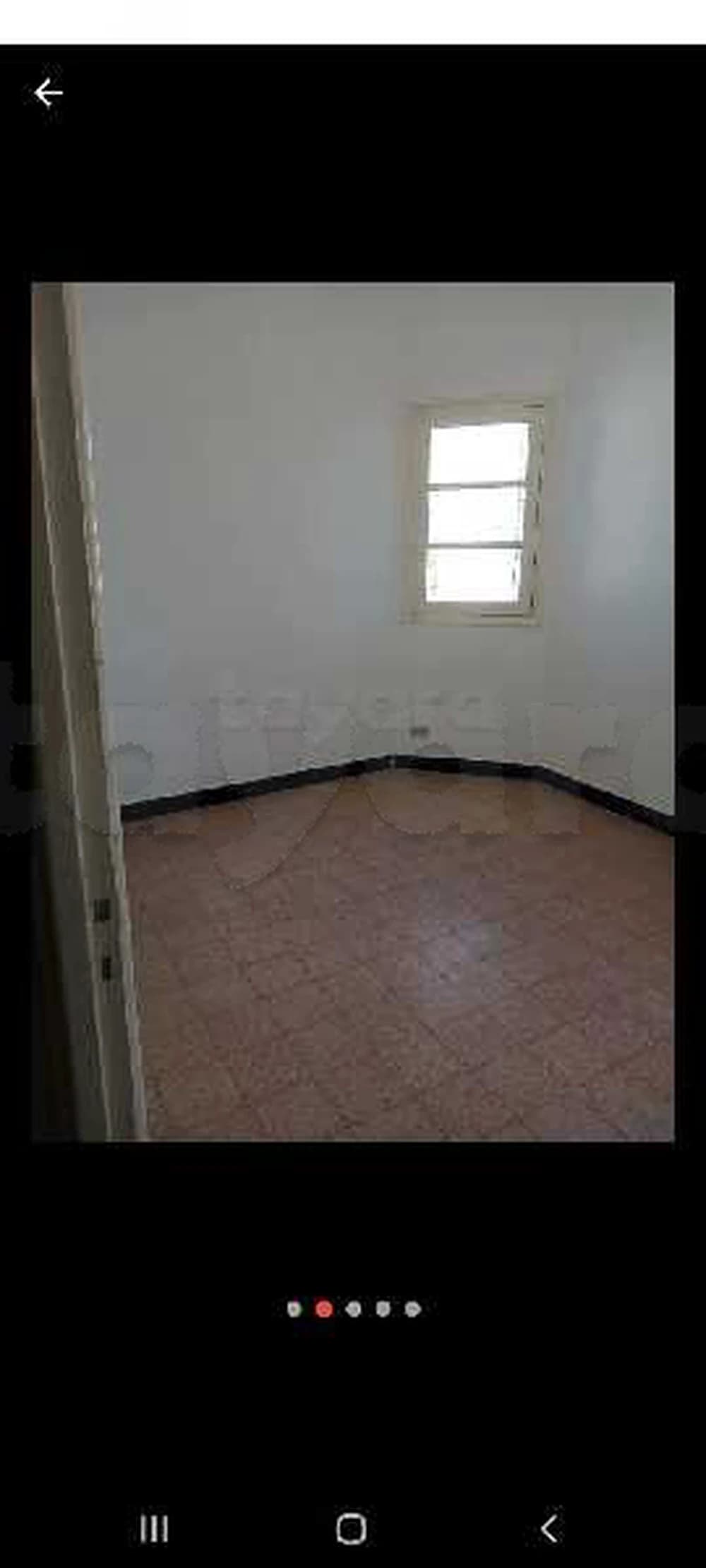 super s0 résidence gardée derrière la banque centrale près avenue Mohamed 5