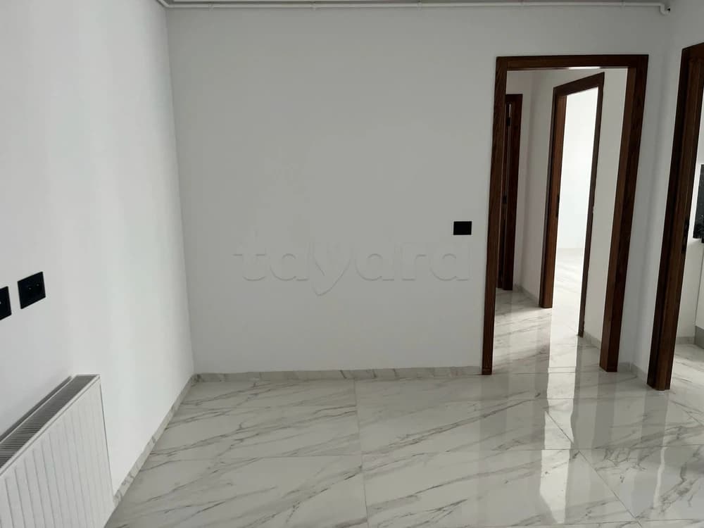 AOUINA : A LOUER S+2 NEUF