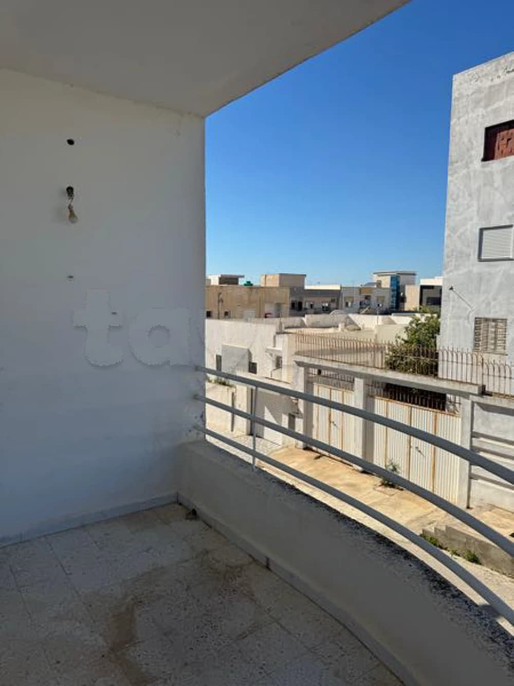 étage de villa indépendante Mourouj 6