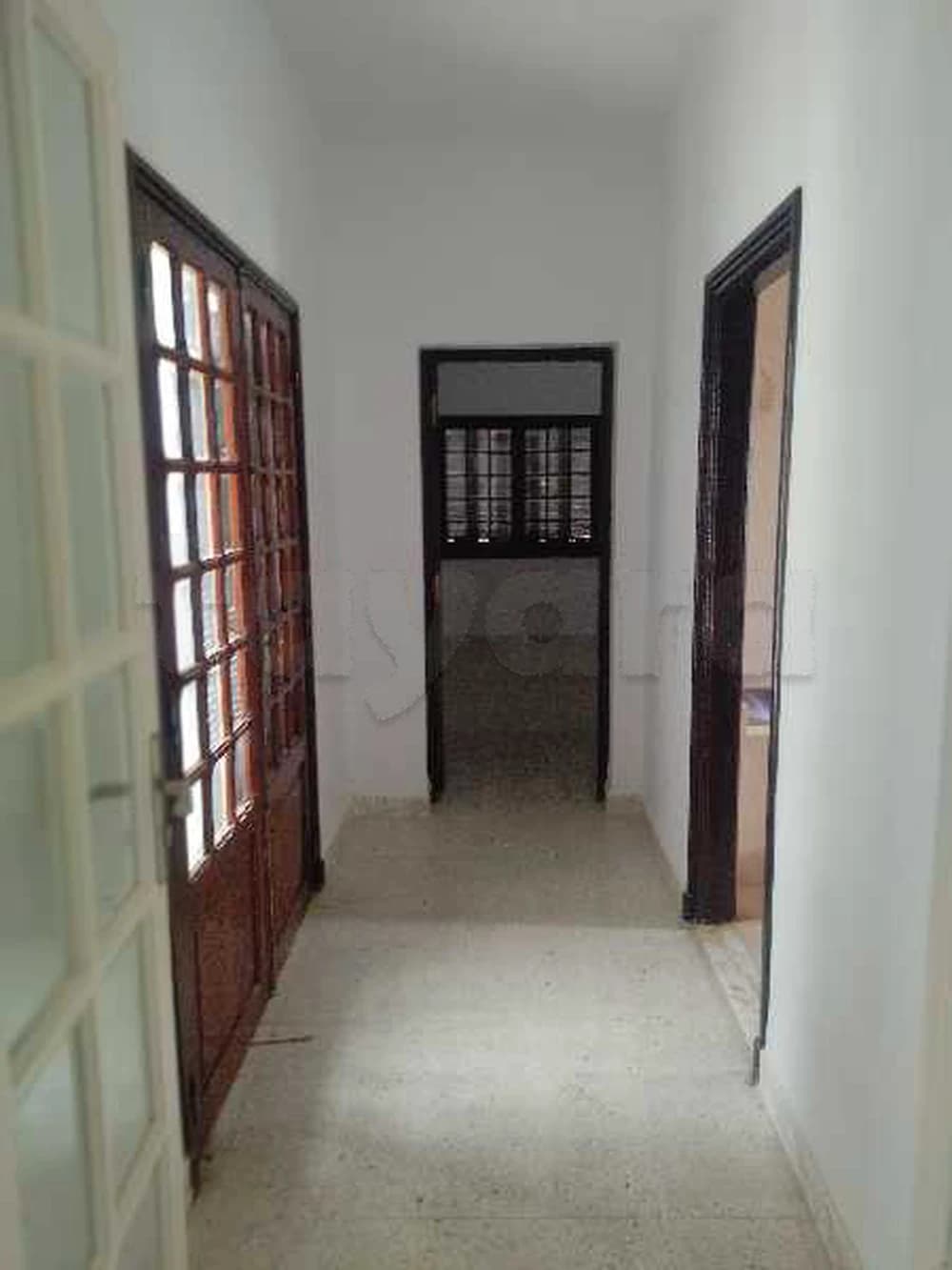 a louer étage de villa s+4 manar1 derrière école primaire Hannibal 
plus d'informations contactez ag immo 
93775334