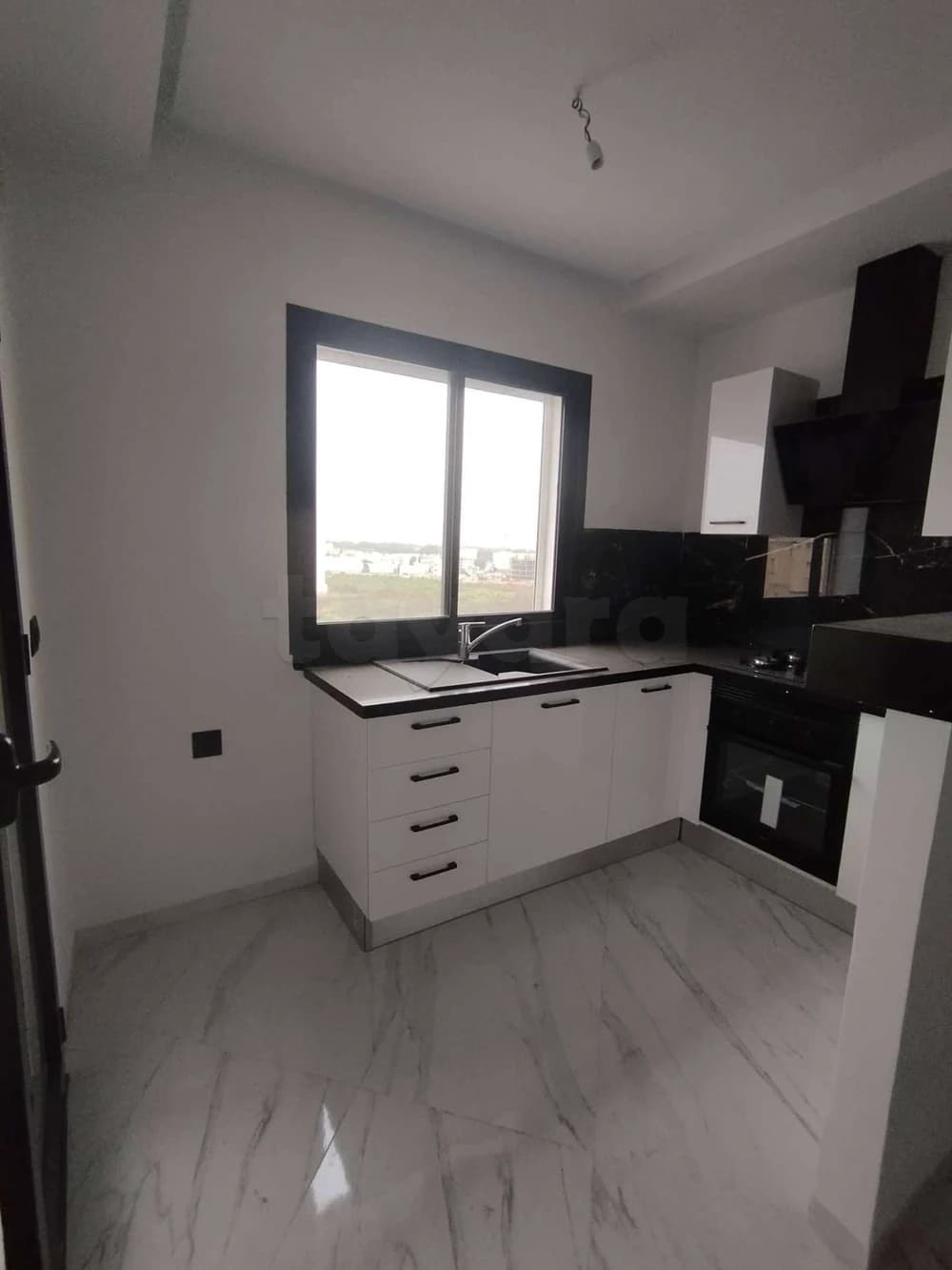 S1 haut standing avec pkg ss a ain Zaghouan 