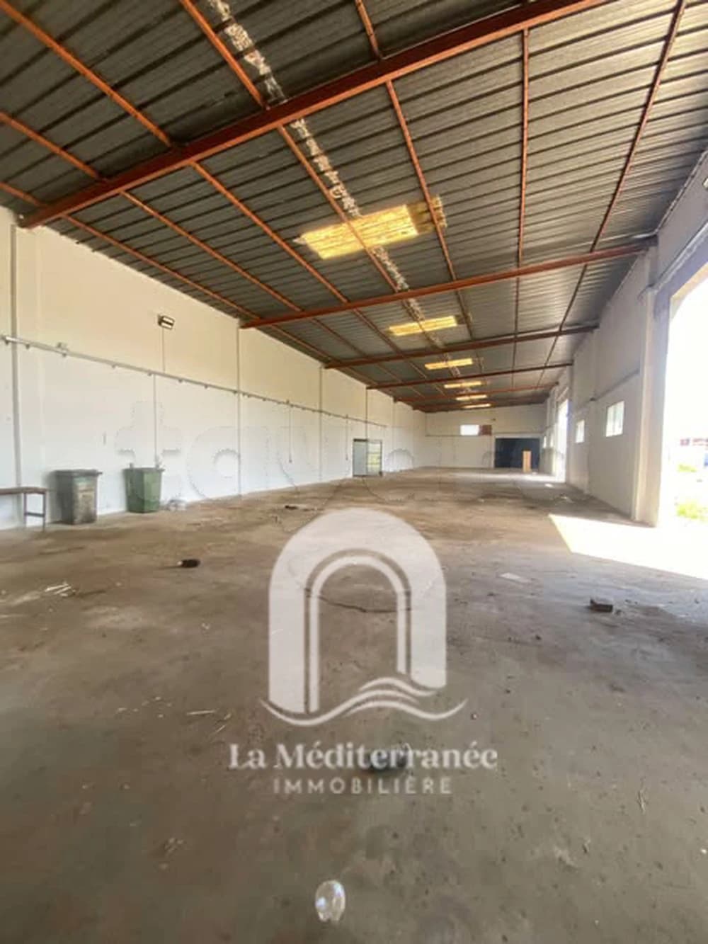 Dépôt à Naasen - 94332732