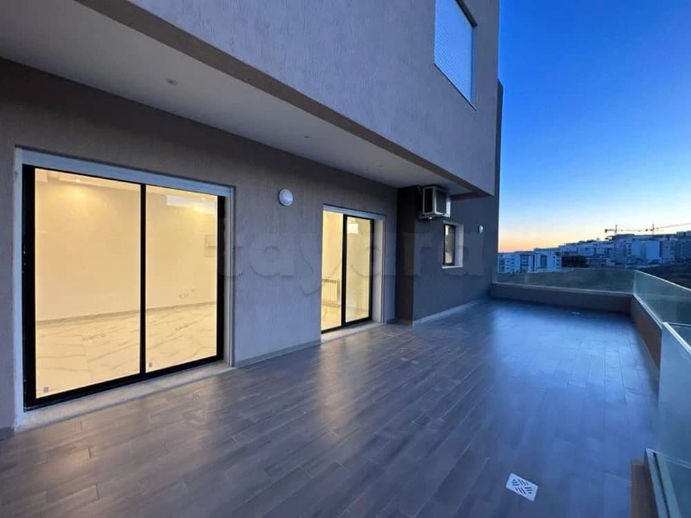 📍ENNASR 2 : APPARTEMENT S+2 A LOUER 