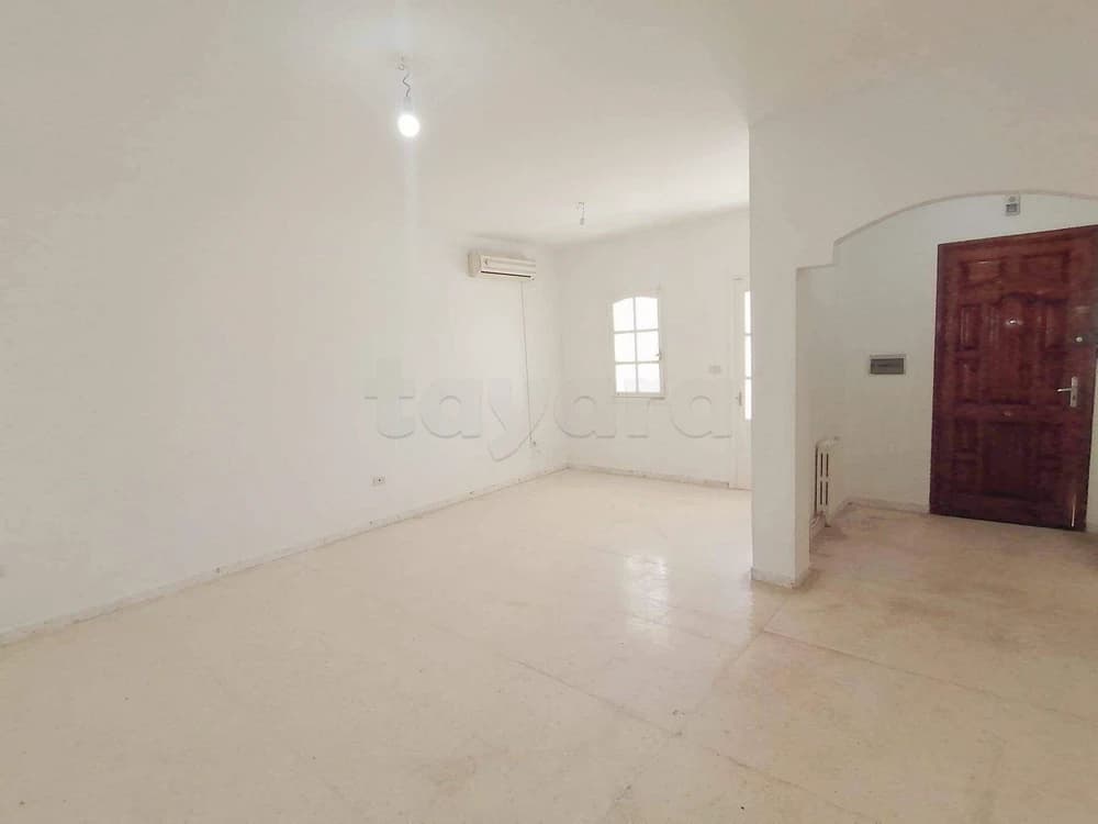 Un appartement S+3 près café Machmoum Sahloul