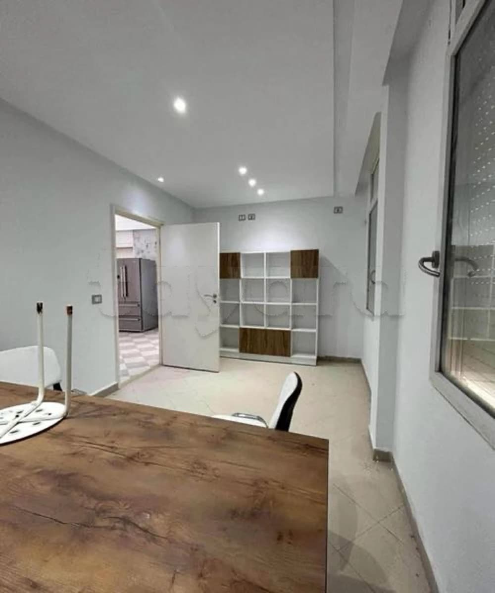 📢 À LOUER – Local Bureautique à Rue Khaled Ibn El Walid