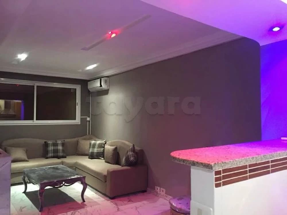 A vendre – Joli S+1 haut standing à Ennasr 