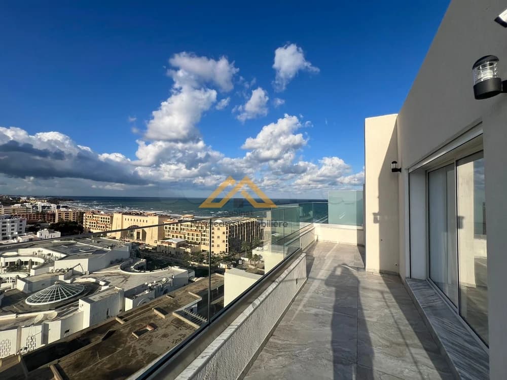 À louer Duplex de luxe avec vue mer