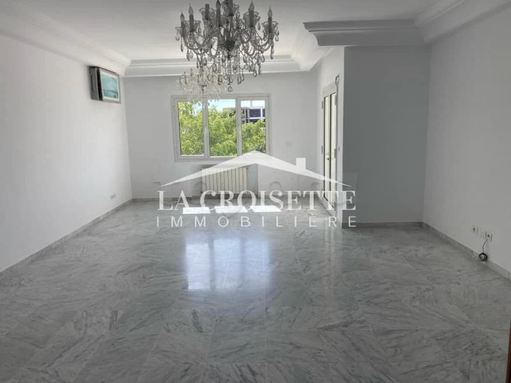 Appartement s3 à louer à La Marsa MAL1555
