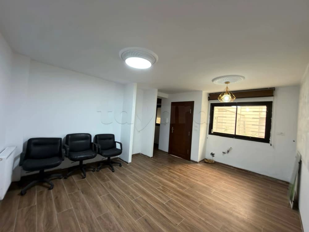 Bureau 2 pièces haut standing à L'ariana à 3 minutes du Centre Urbain Nord