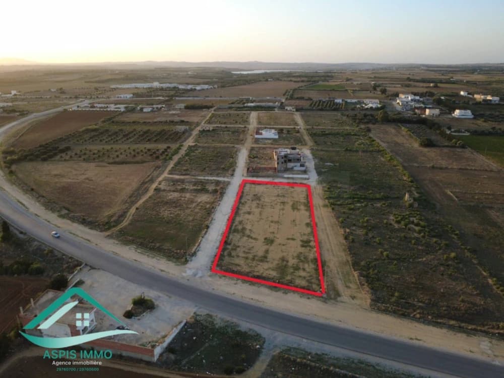 Terrain 2835 m² sur la route principale de ceinture Kelibia 