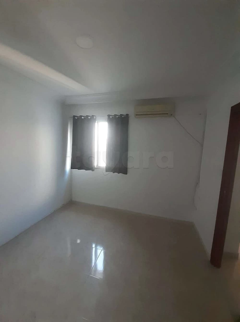 Bureau s plus 1 a el manar 2 wb1876