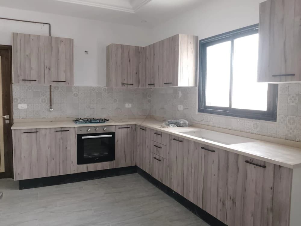 A LOUER UN APPARTEMENT S+2 HST AU CENTRE H.LIF