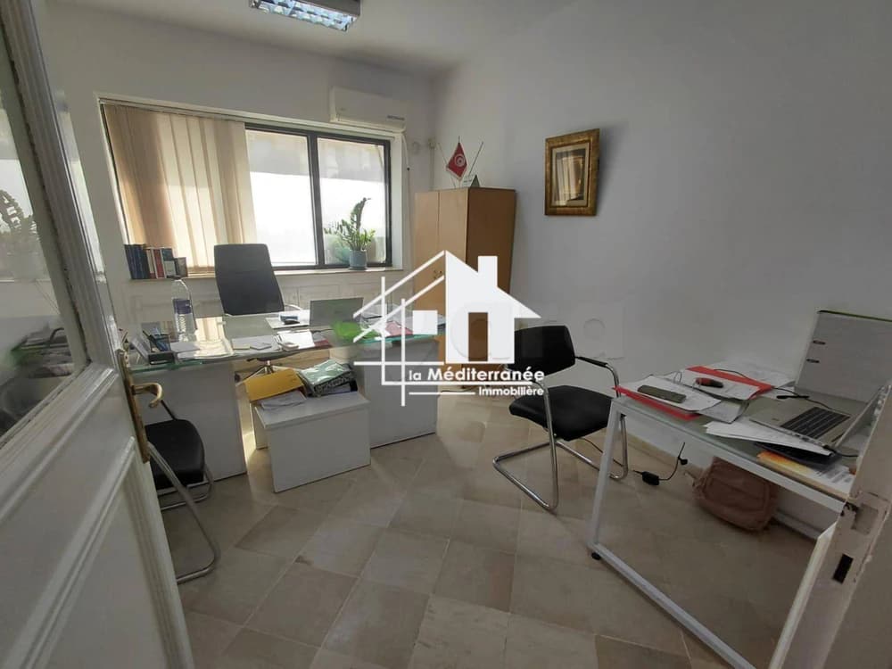 A louer bureau h3 à Montplaisir