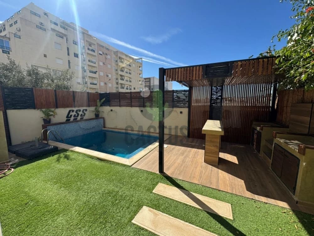 À vendre: S+2 avec piscine privée à cité el wafa,Nabeul.