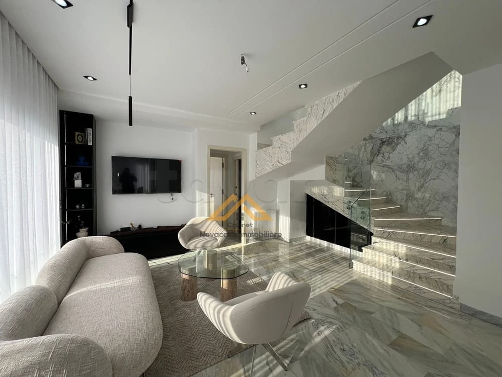 À louer Duplex de luxe avec vue mer