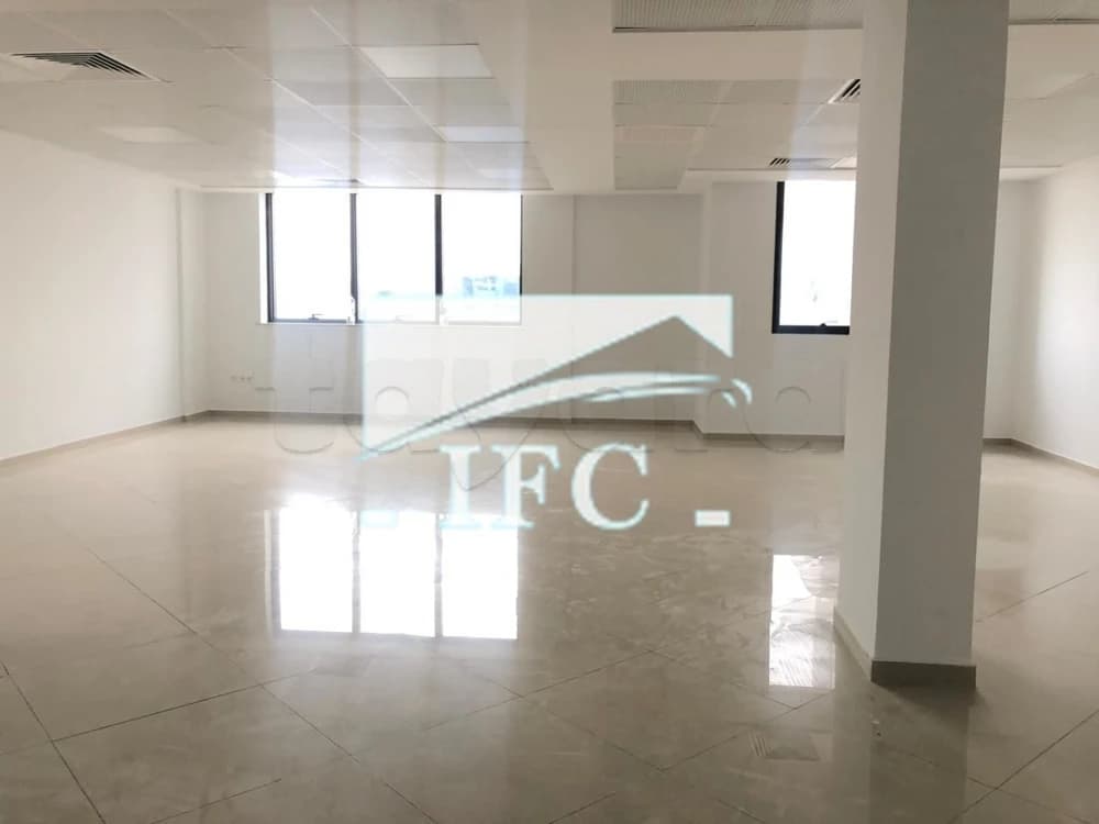 Bureau en 4 espaces-185m²-CUN-IFCU219