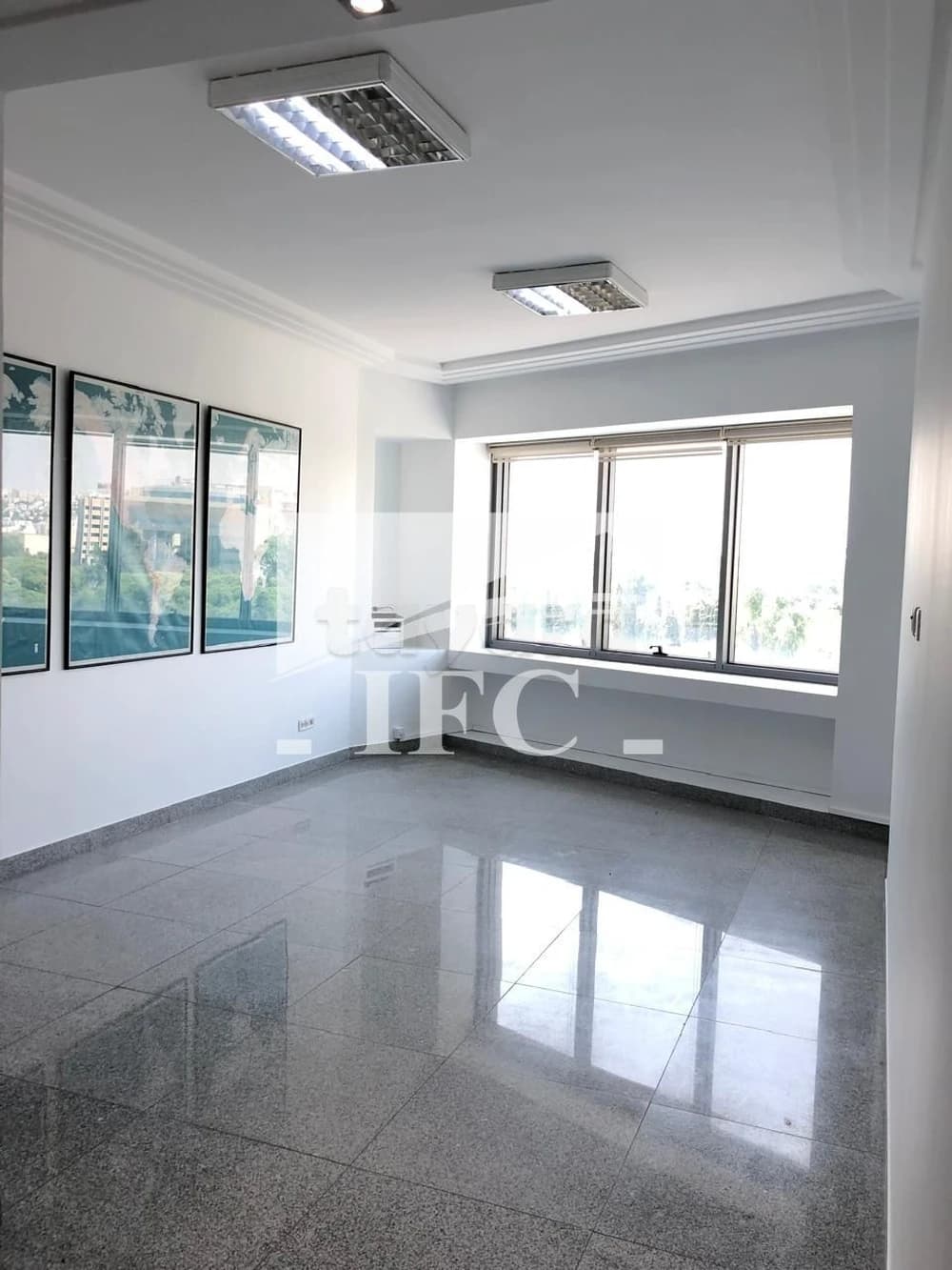  Bureau en 3 espaces-100m²-CUN-IFCU207