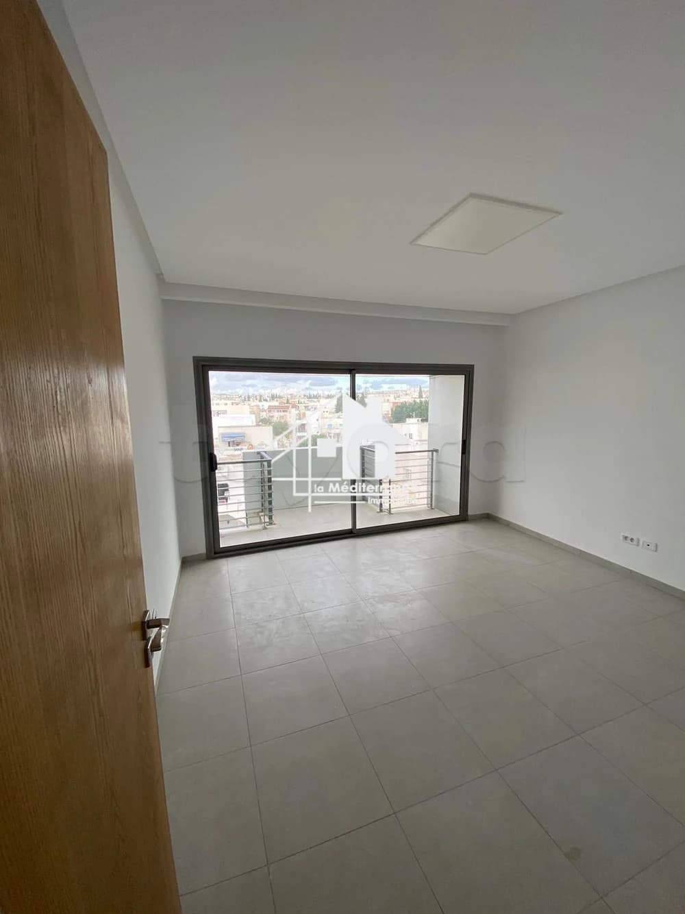 A louer bureau h+1 au bardo hbib bourgiba