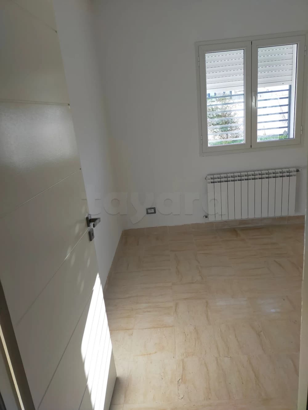 A vendre appart borj cedria 