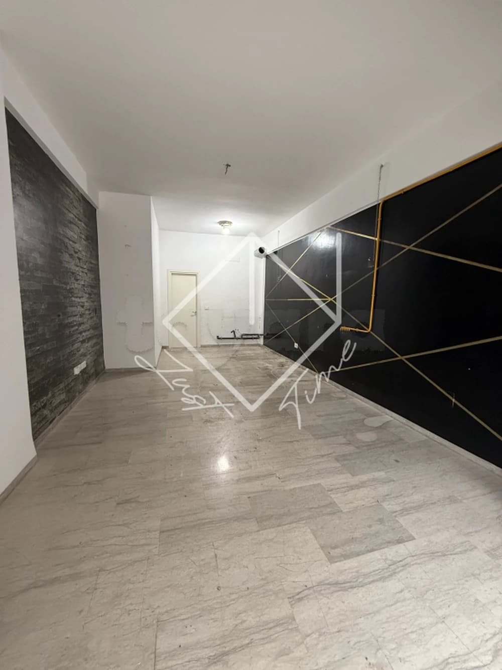 Local commercial à louer à Riadh landalous