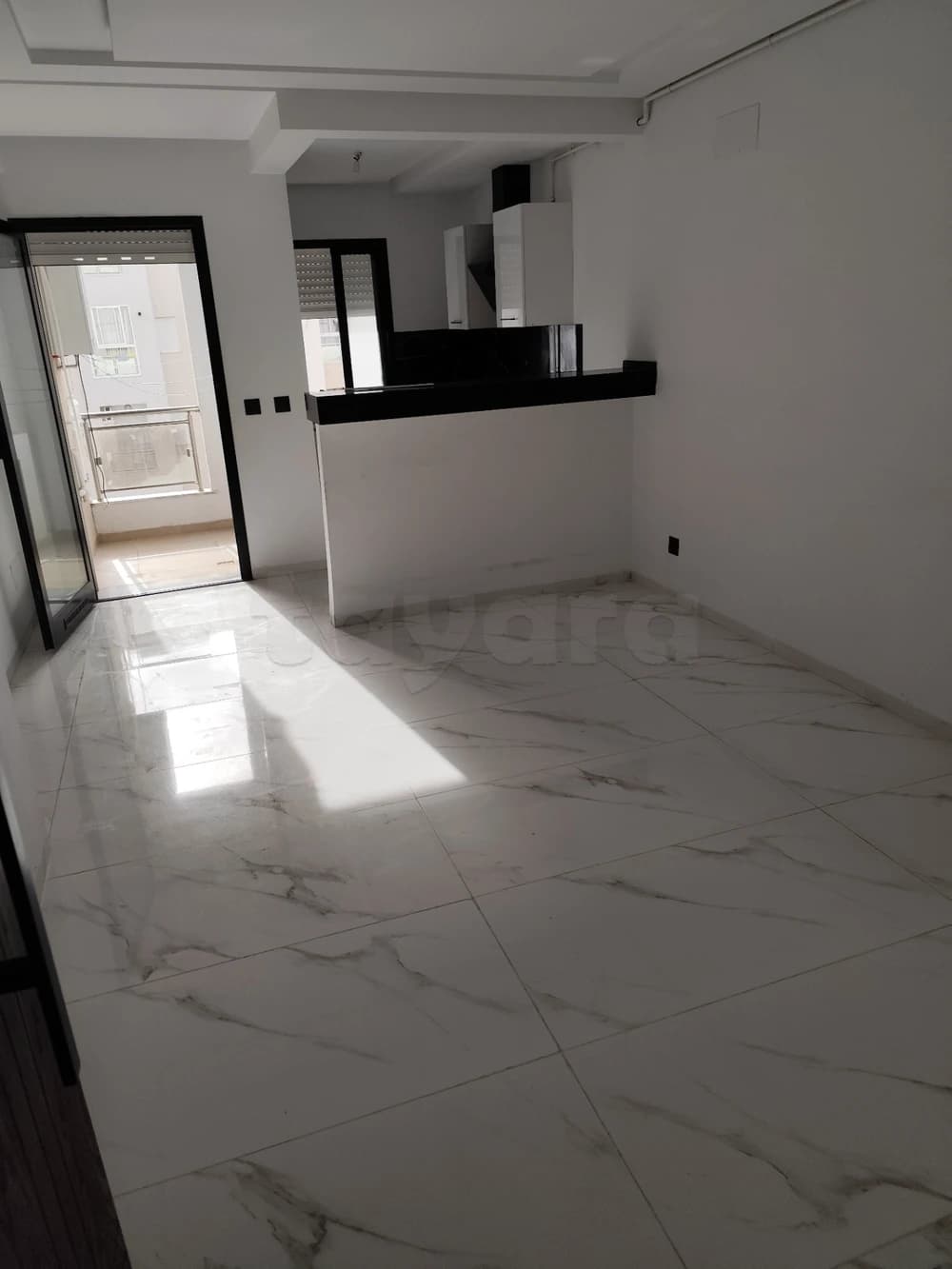 A Louer un bel appartement S+2 haut standing à cité Wahat à l'aouina