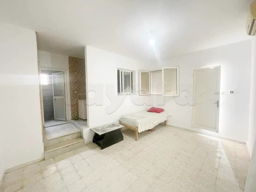 A Louer : Studio à les collines El manar I