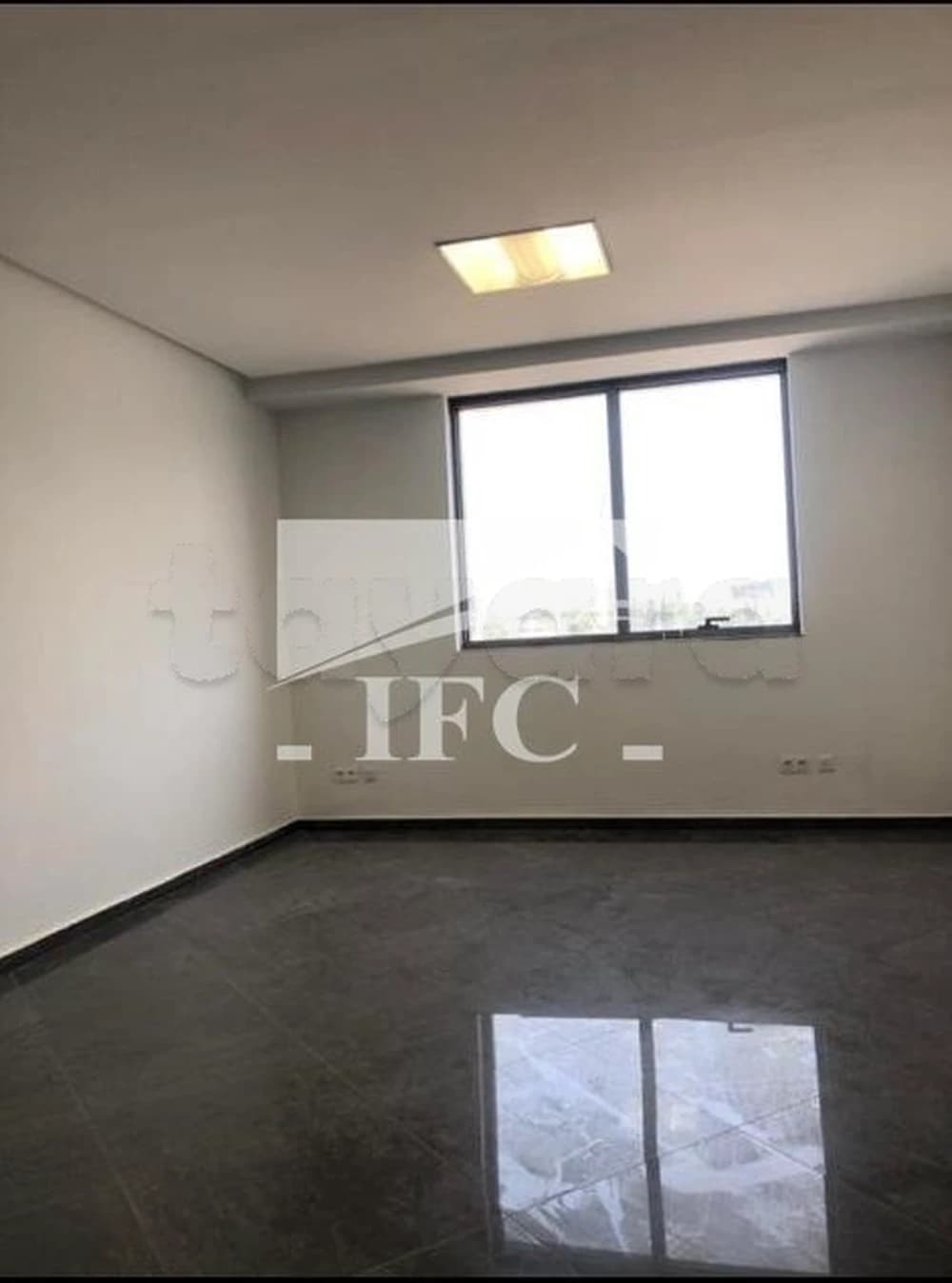 Bureau en 3 espaces-93m²-CUN-IFCU211