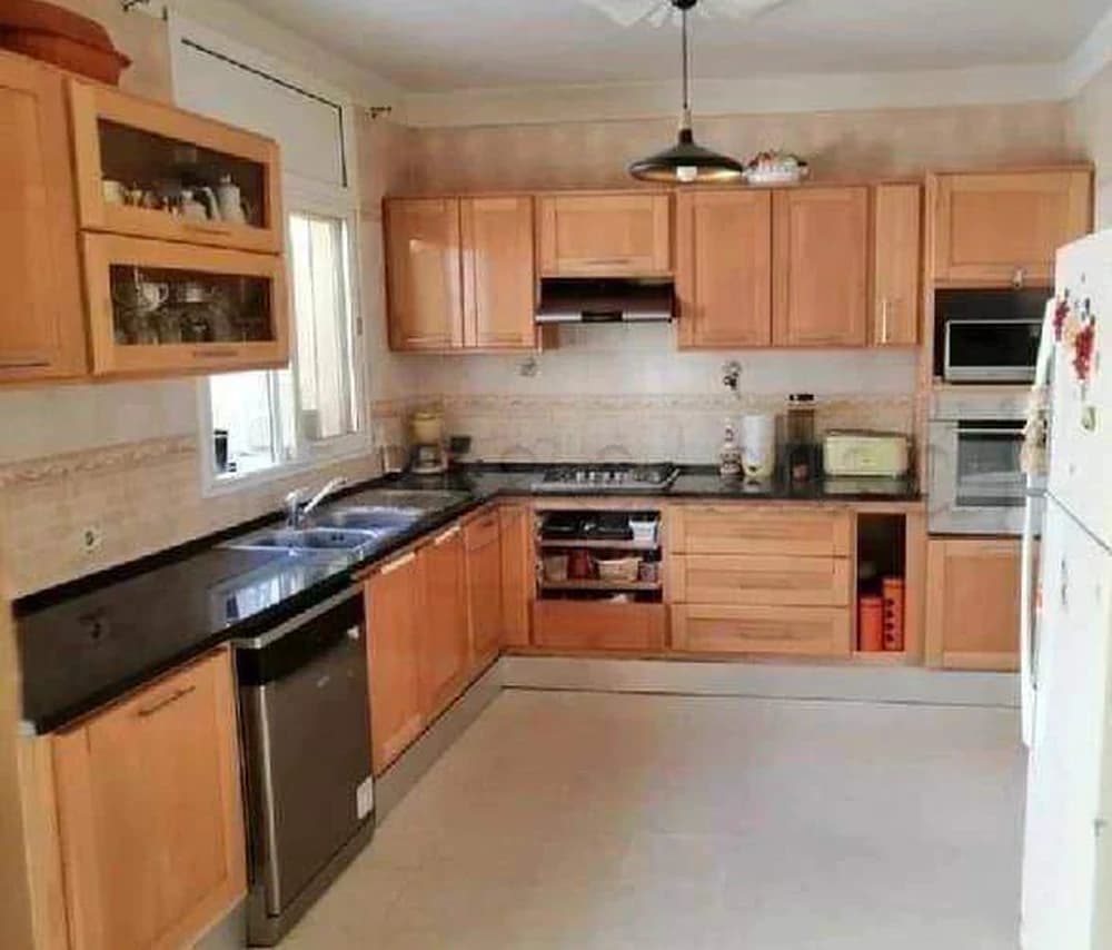 A VENDRE UN DUPLEX S+4 A RADES MELIANE 2 AVEC GARAGE