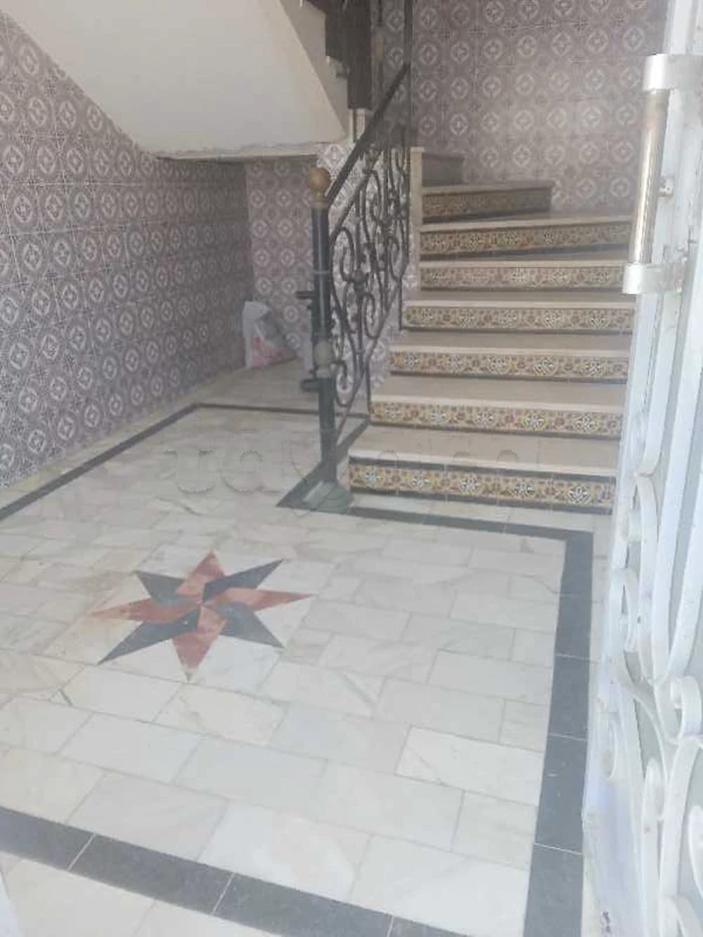 tél 22214299 appartement 405 m2 Titre bleu 