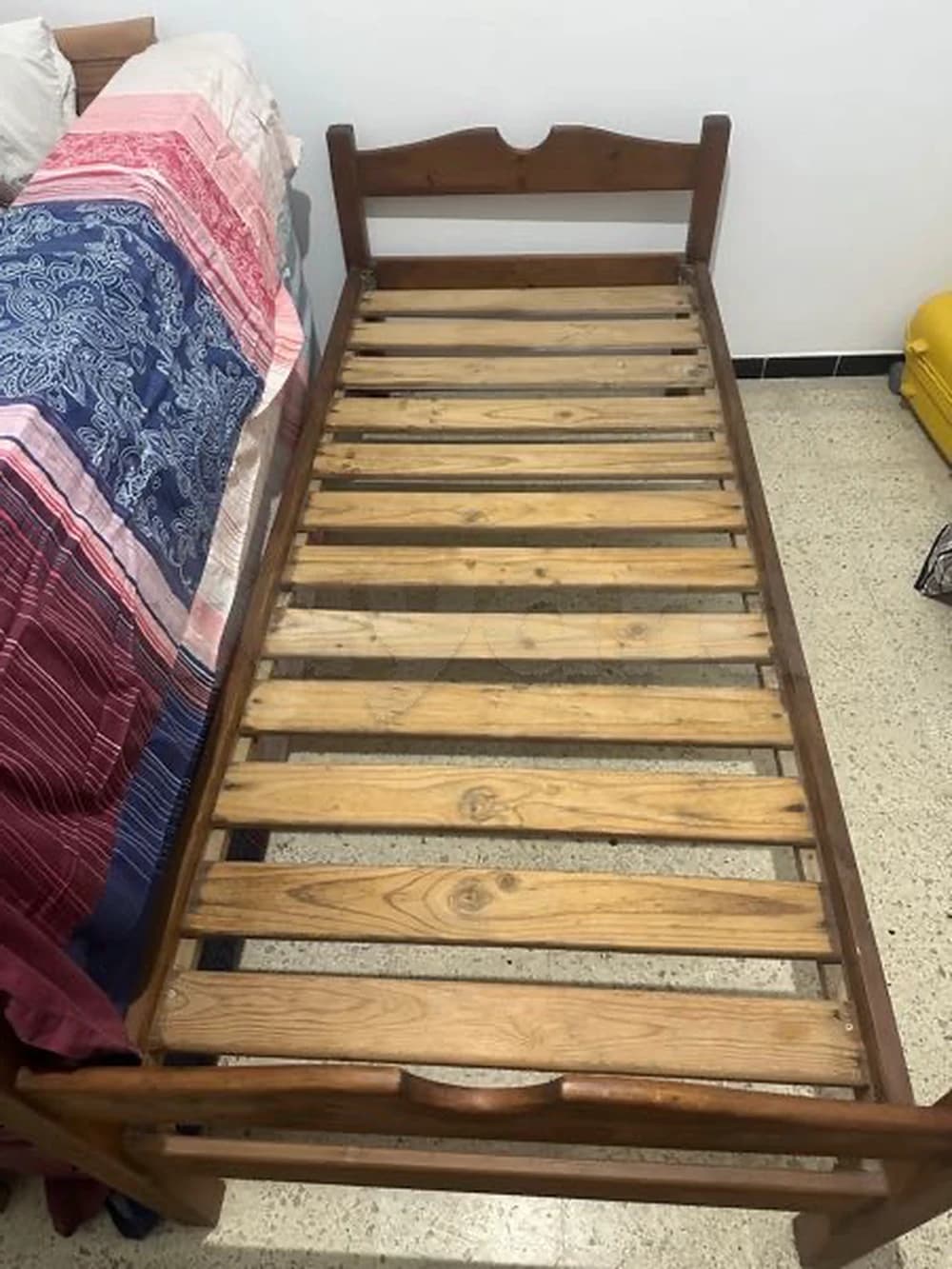 lit + matelas orthopédiques 