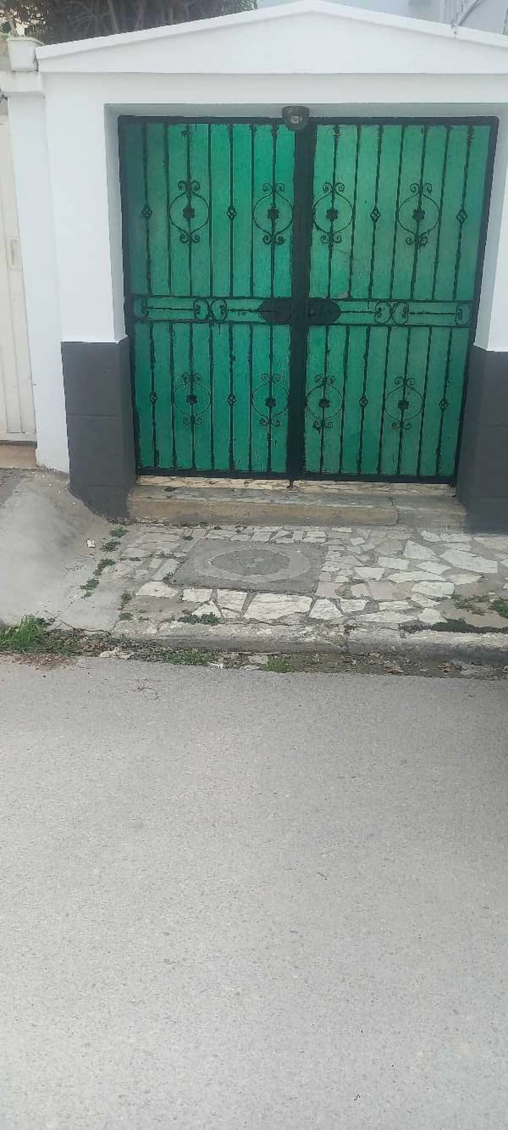 Ezzahra centre ville appt s+2 meublé 